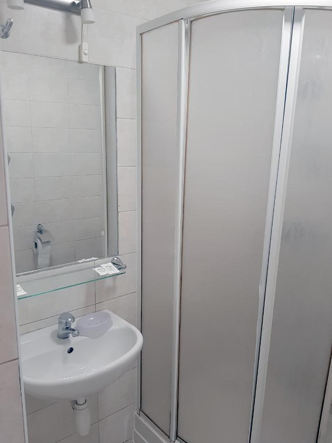 Kambariu Nuoma - Siauliai Saurida Motel Buitenkant foto